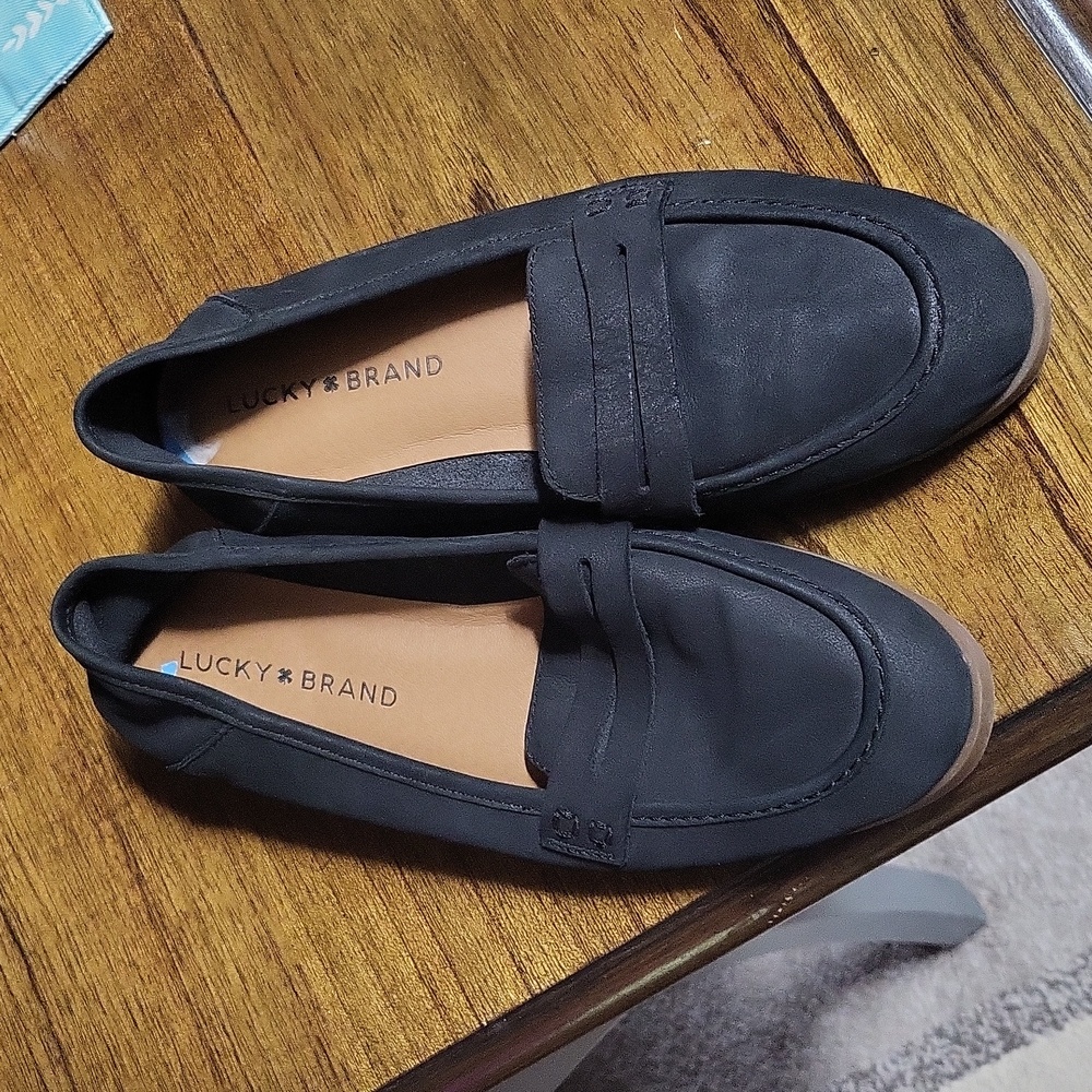 Lucky brand suede loafer